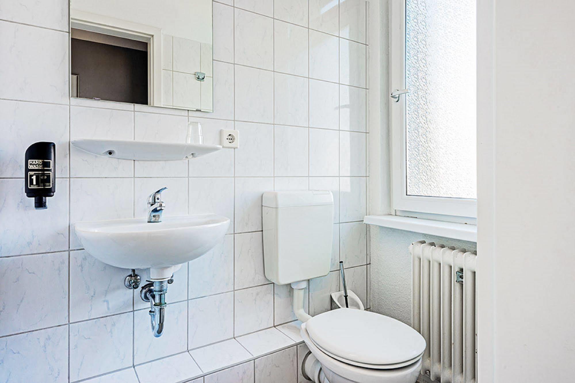 Potsdamer Inn Berlin Luaran gambar